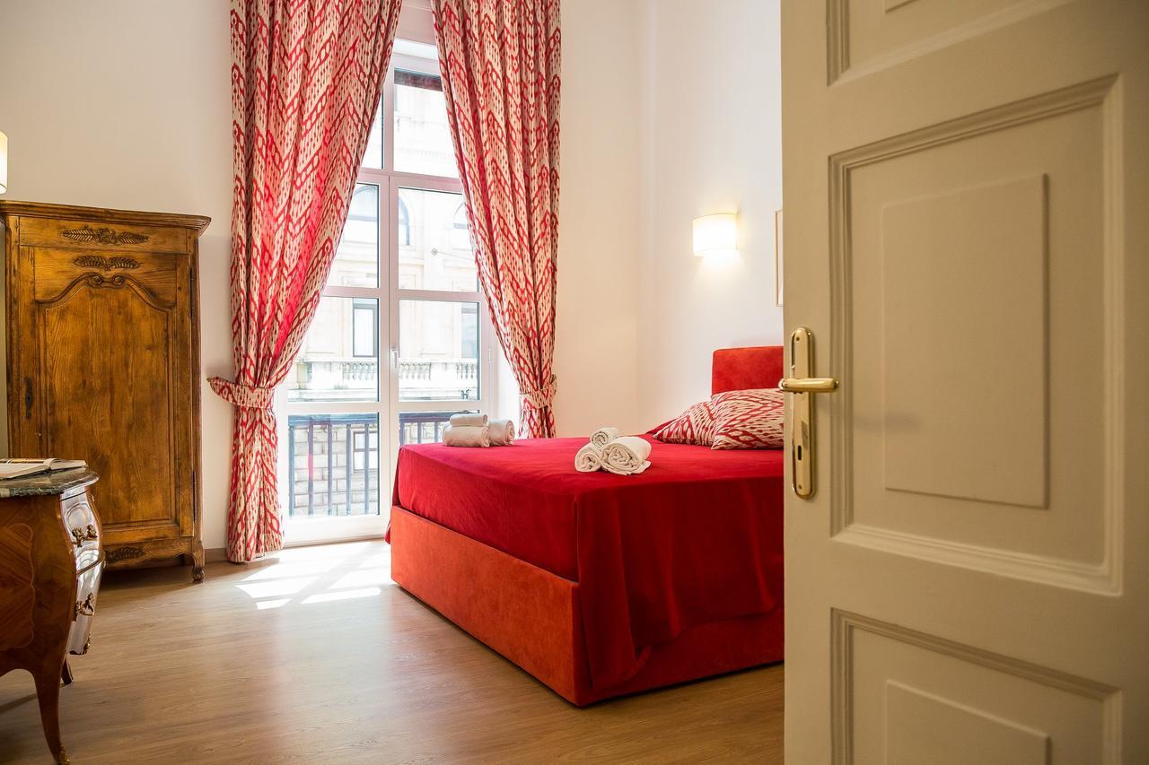 Prestigious Apartment Via Barberini Рим Екстер'єр фото