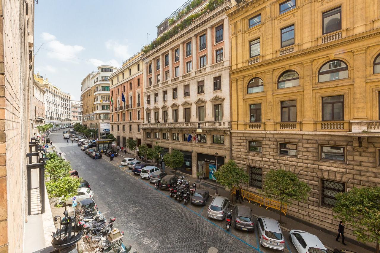 Prestigious Apartment Via Barberini Рим Екстер'єр фото