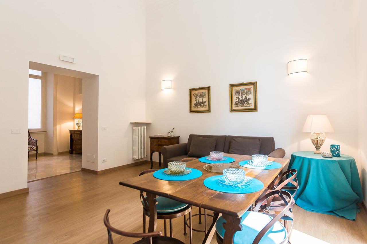 Prestigious Apartment Via Barberini Рим Екстер'єр фото