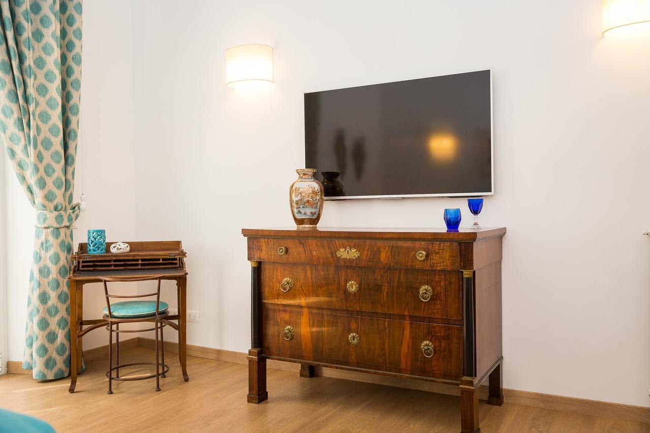 Prestigious Apartment Via Barberini Рим Екстер'єр фото