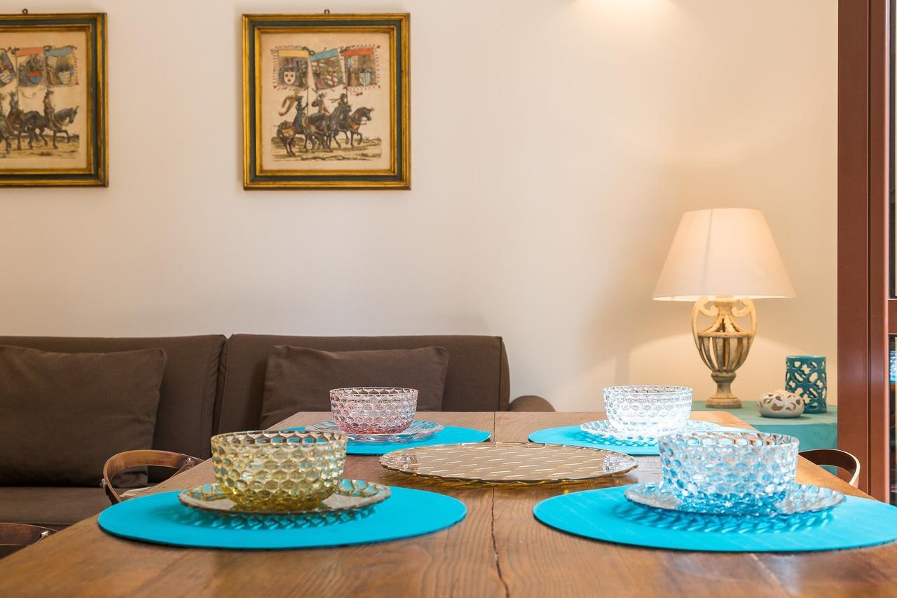 Prestigious Apartment Via Barberini Рим Екстер'єр фото