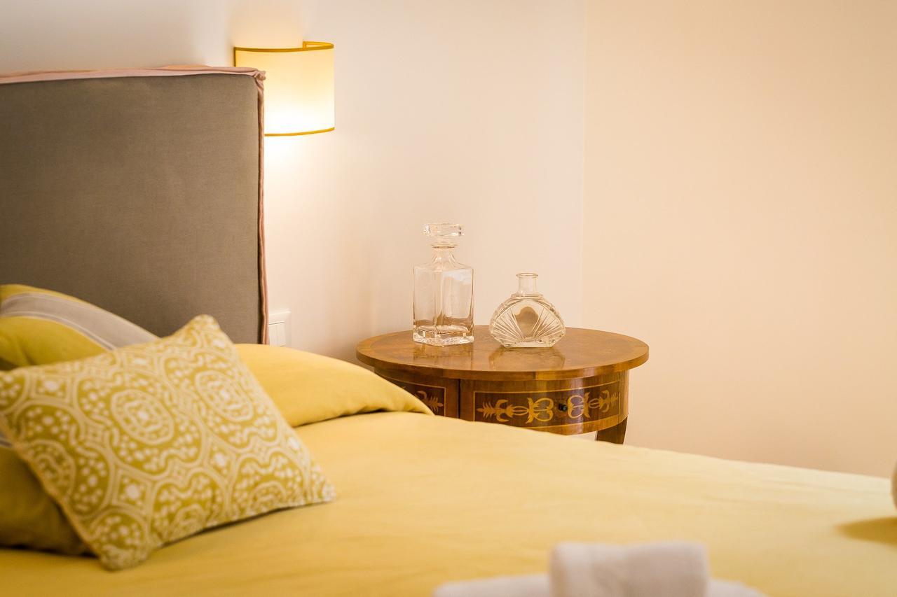 Prestigious Apartment Via Barberini Рим Екстер'єр фото